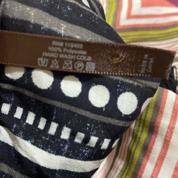 Karma poncho - Picture 8 of 9